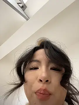 Sinicoco online show from 03/12/26, 01:33