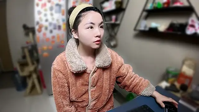 Sinicoco online show from 11/30/25, 05:47