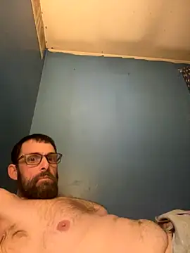 Snapshot of bigdaddyandqueenn chatting on 11/07/25, 11:52 bigdaddyandqueenn online show from 11/07/25, 11:52