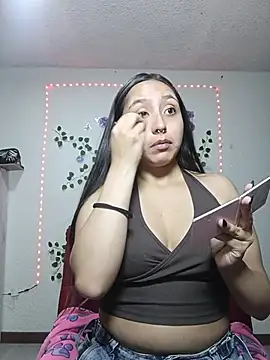 naughtygoddesss  online show from 12/17/25, 01:43