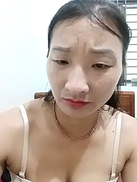 wees-lind online show from 11/11/25, 03:12