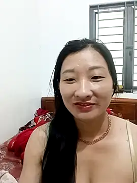 Snapshot of wees-lind chatting on 11/09/25, 12:36 wees-lind online show from 11/09/25, 12:36