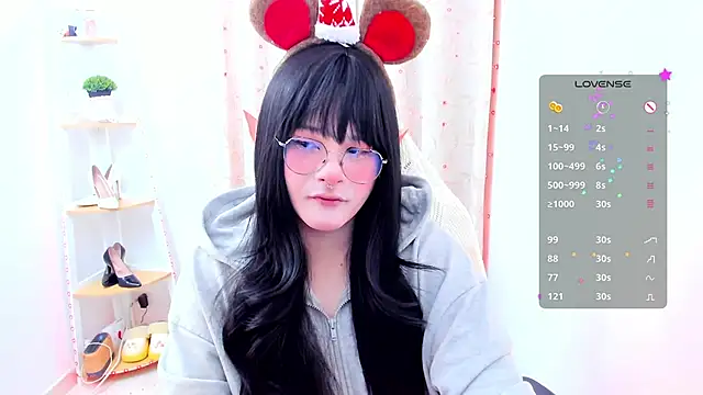 Omorimori online show from 11/30/25, 02:51