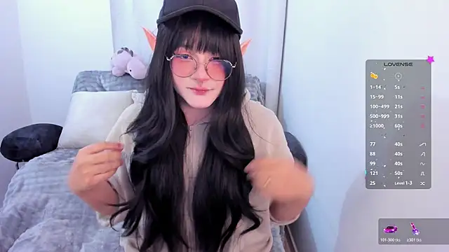 Omorimori online show from 12/18/25, 02:54