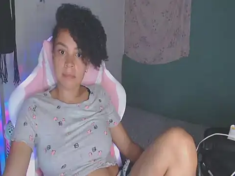 shayna cute online show from 07/11/26, 11:49