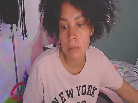 shayna cute online show from 08/03/26, 07:31