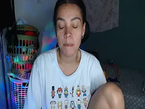 shayna cute online show from 06/28/26, 02:29