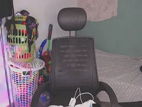 shayna cute online show from 07/03/26, 02:40