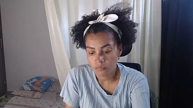 shayna cute online show from 01/15/25, 09:51