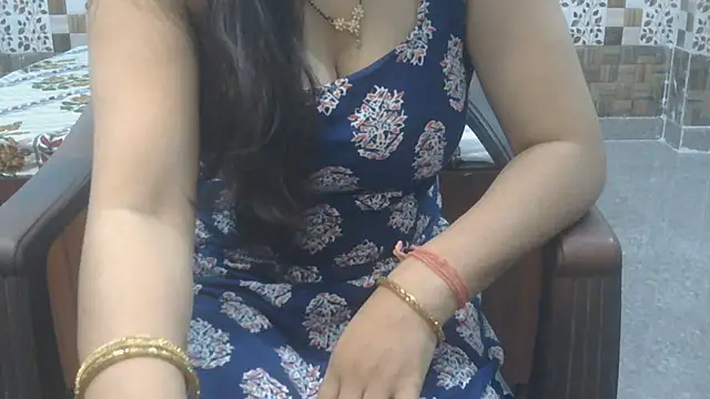 Snapshot of Sneha_lovely01 chatting on 06/12/26, 04:43 Sneha lovely01 online show from 06/12/26, 04:43