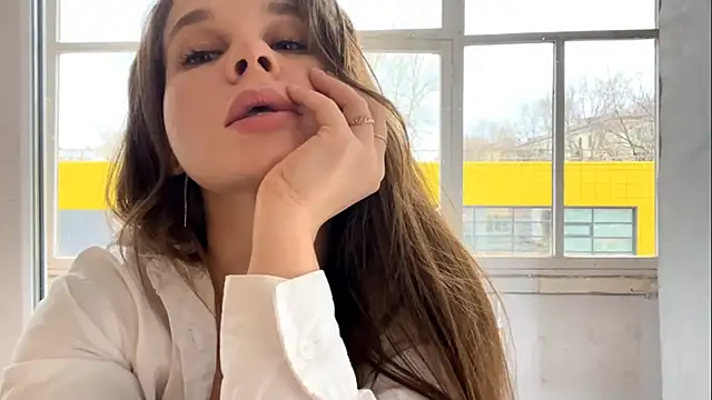 Snapshot of Luna_Blossom chatting on 11/02/25, 09:58 Luna Blossom online show from 11/02/25, 09:58