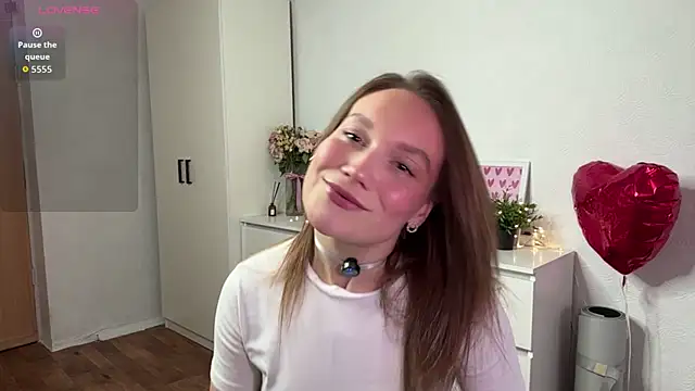 Kalli ly online show from 04/10/26, 02:02