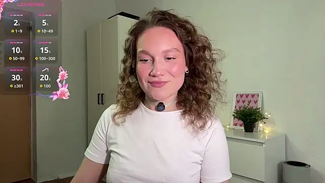 Kalli ly online show from 04/15/26, 02:21