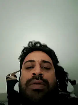 Snapshot of ITZ_GURU chatting on 04/26/26, 11:18 ITZ GURU online show from 04/26/26, 11:18