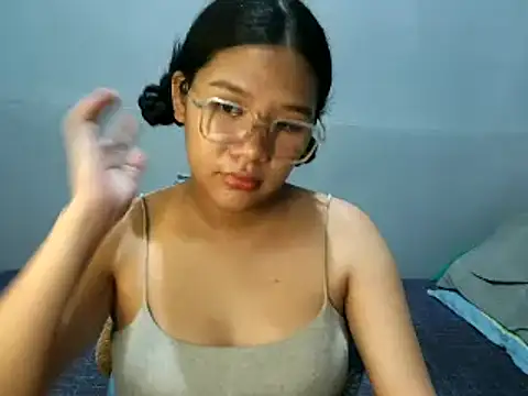 Snapshot of hotsexyreb chatting on 02/20/26, 06:37 hotsexyreb online show from 02/20/26, 06:37