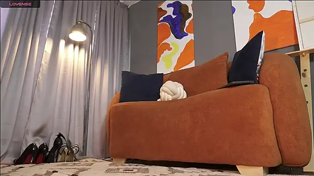nylonisabella online show from 06/02/26, 07:25