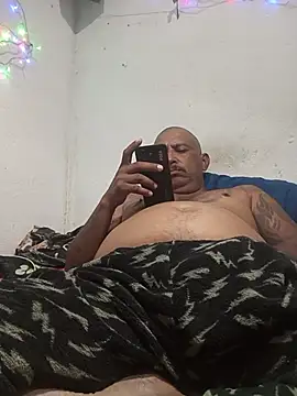 negrocomomisuerte online show from 12/19/25, 05:10