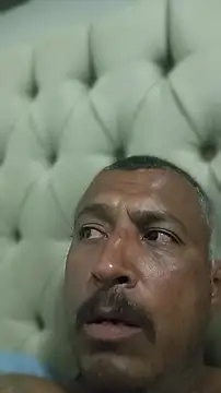 negrocomomisuerte online show from 04/15/26, 09:15