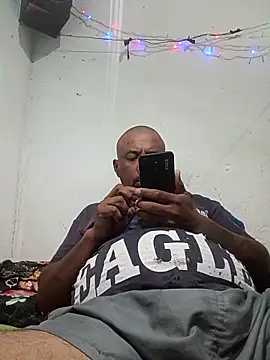 negrocomomisuerte online show from 12/20/25, 03:42