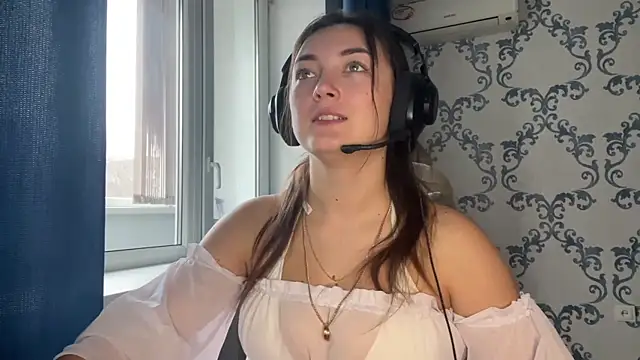 TwotyBright online show from 11/30/25, 08:26