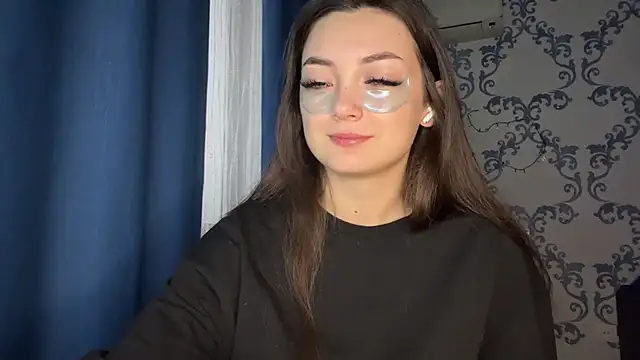 TwotyBright online show from 02/01/26, 06:11