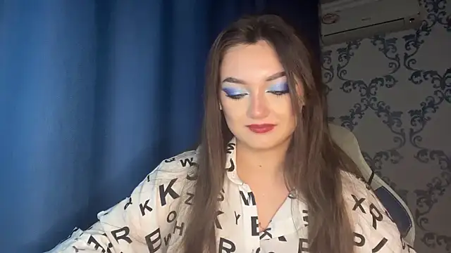 TwotyBright online show from 11/24/25, 04:18