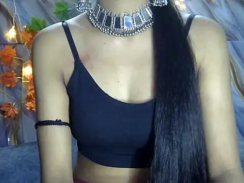 Snapshot of indian_cutepair chatting on 11/24/25, 05:02 indian cutepair online show from 11/24/25, 05:02