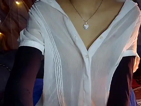 Snapshot of indian_cutepair chatting on 11/28/25, 12:27 indian cutepair online show from 11/28/25, 12:27