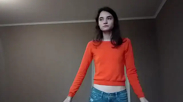 Snapshot of MartiCarolina chatting on 11/09/25, 12:53 MartiCarolina online show from 11/09/25, 12:53