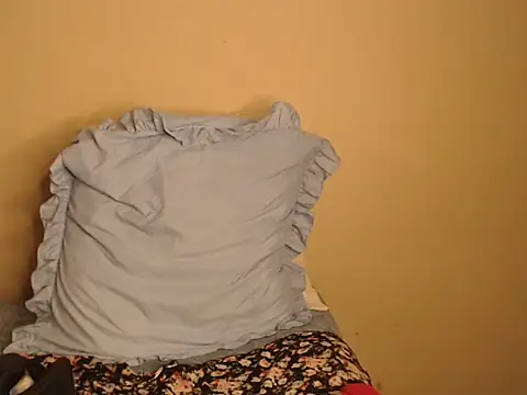 Snapshot of SexyLipss_ chatting on 11/05/25, 07:50 SexyLipss online show from 11/05/25, 07:50