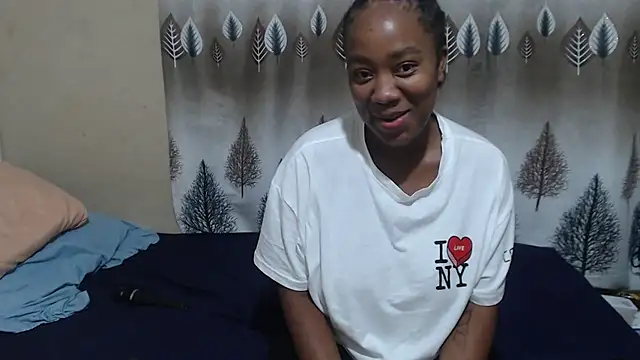 SexyLipss  online show from 06/04/26, 02:55
