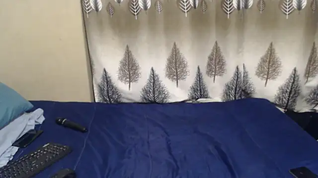 SexyLipss  online show from 07/06/26, 05:37