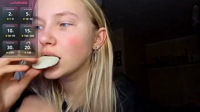 KarinRobertson online show from 02/16/26, 05:11