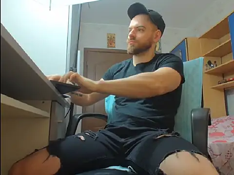 Ryanstone  online show from 12/15/25, 05:13