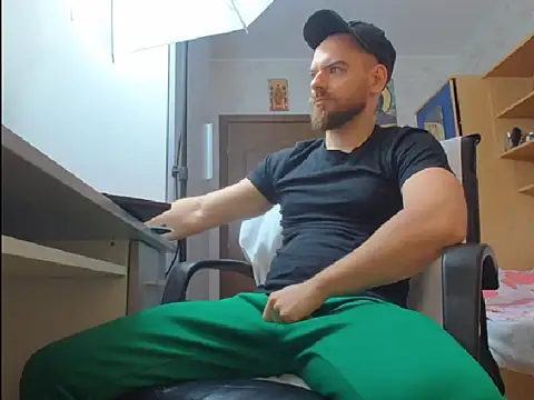 Ryanstone  online show from 11/24/25, 05:40