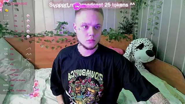 Snapshot of MettBliss chatting on 11/03/25, 08:29 MettBliss online show from 11/03/25, 08:29