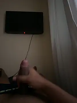 Novinhode18   online show from 04/16/26, 07:36