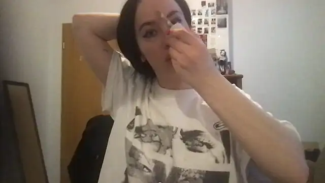 Ameliiya online show from 02/04/26, 04:02