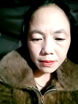 Sara pusyy online show from 12/14/25, 10:43