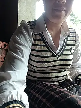 Snapshot of Sara_pusyy chatting on 07/09/26, 08:37 Sara pusyy online show from 07/09/26, 08:37