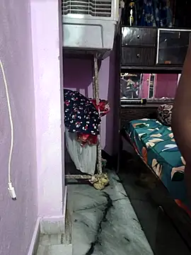 hyd couple7878 online show from 12/13/25, 08:26