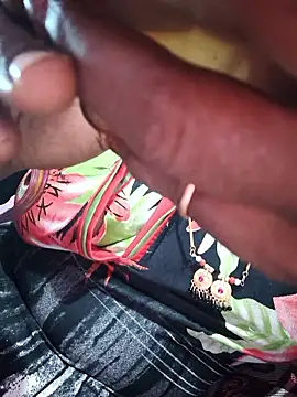 hyd couple7878 online show from 11/15/25, 10:19