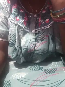 hyd couple7878 online show from 04/19/26, 12:44