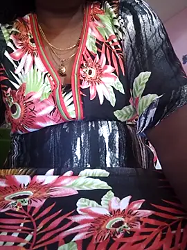 hyd couple7878 online show from 02/16/26, 04:33