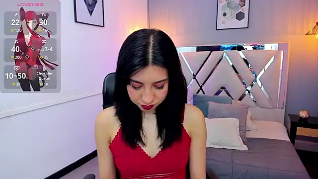 zoe-moreau online show from 04/15/26, 07:58