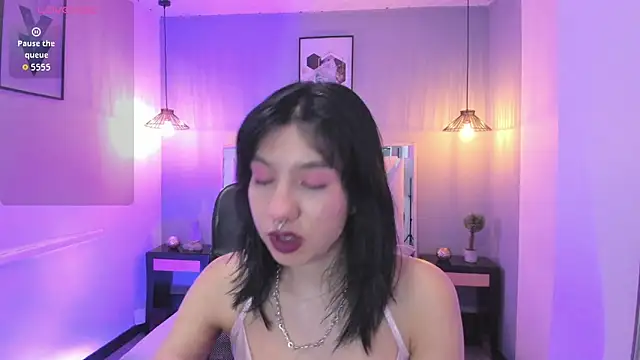 zoe-moreau online show from 03/11/26, 07:30