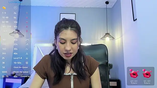 zoe-moreau online show from 03/04/26, 07:43