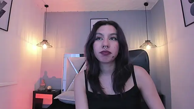 zoe-moreau online show from 02/09/26, 09:02