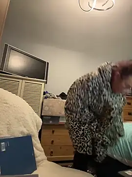 Angel-LinaX online show from 02/11/26, 11:48