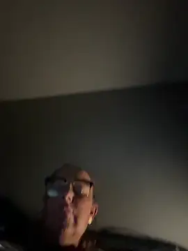 Snapshot of Angel-LinaX chatting on 12/18/25, 10:46 Angel-LinaX online show from 12/18/25, 10:46